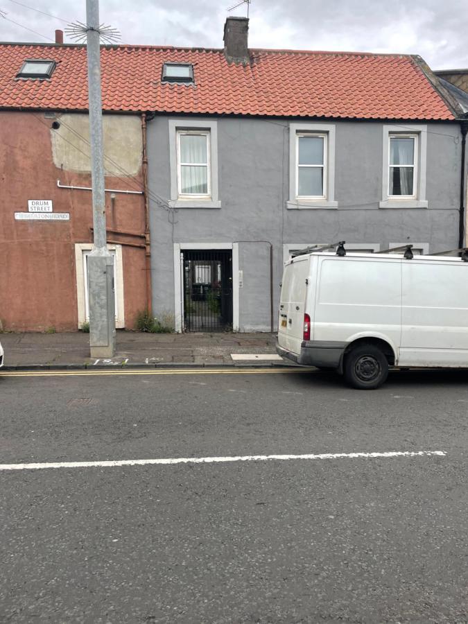 1 Bed Flat At Drum Street EDI Exterior foto